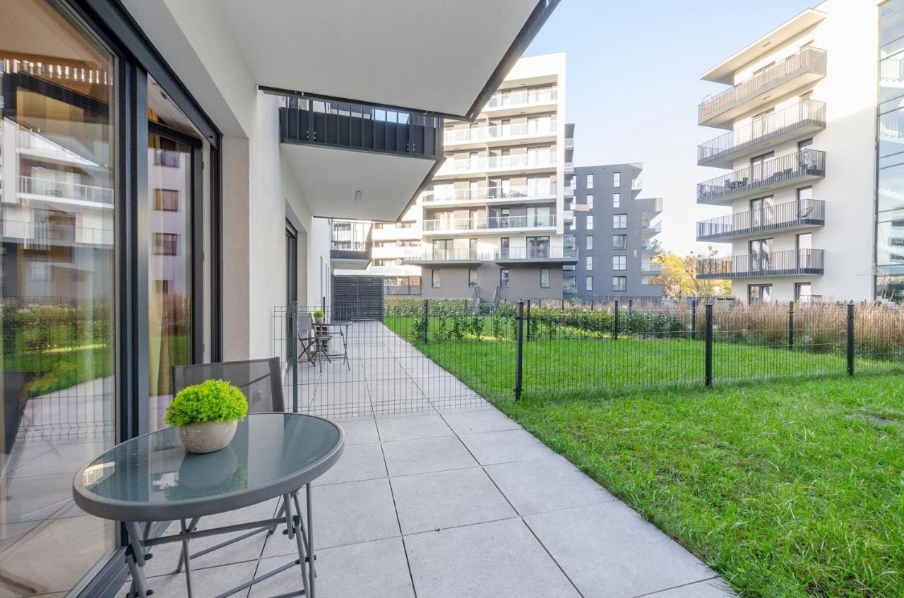 Sky Home- Green Apartament -Manufaktura, Bezplatny Parking, Klimatyzacja, Dostep Na Kod Lodz  Exterior photo