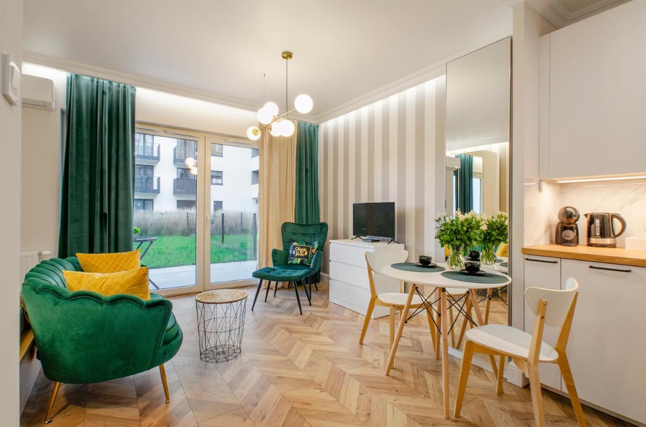 Sky Home- Green Apartament -Manufaktura, Bezplatny Parking, Klimatyzacja, Dostep Na Kod Lodz  Exterior photo