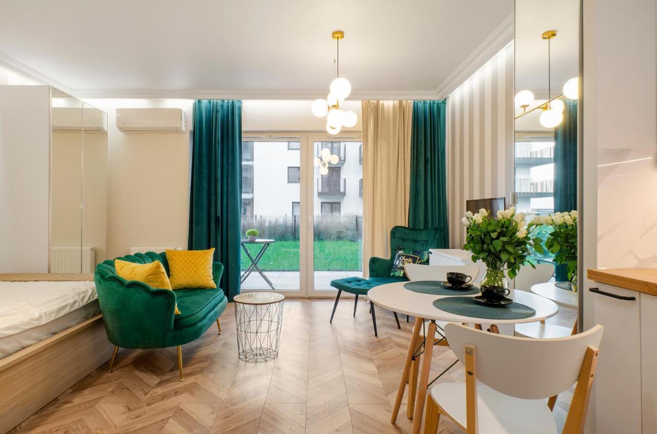 Sky Home- Green Apartament -Manufaktura, Bezplatny Parking, Klimatyzacja, Dostep Na Kod Lodz  Exterior photo